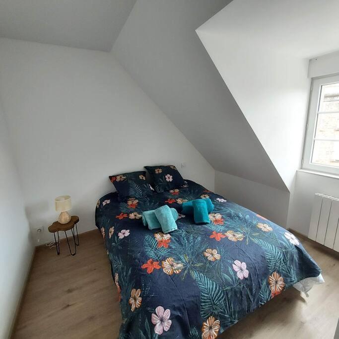 Bel Appartement F2 Hyper Centre Refait A Neuf Coutances Exterior foto